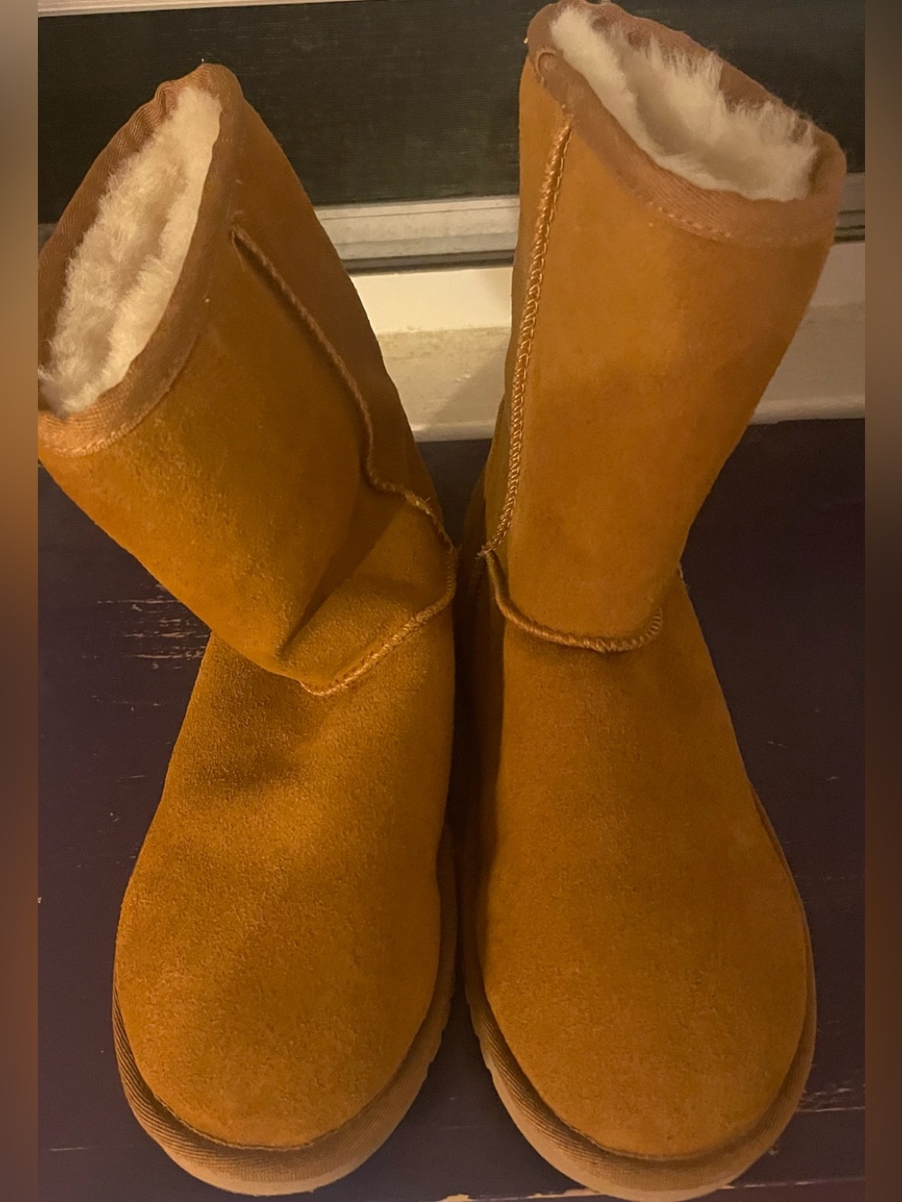 NWOT Koolaburra Ugg Boot